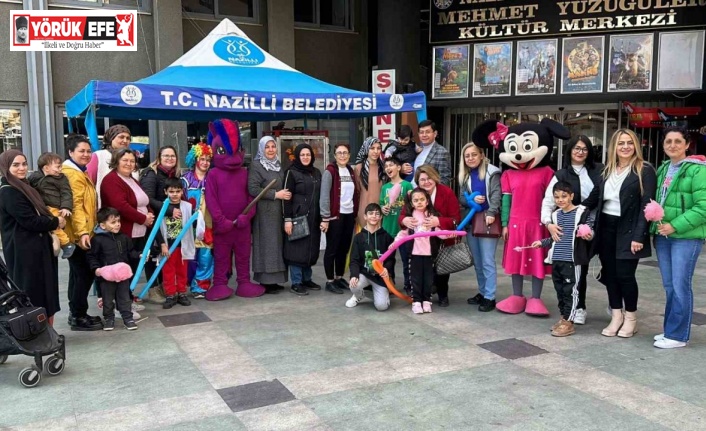 Nazilli’de depremzede çocuklar ile kucaklaştılar