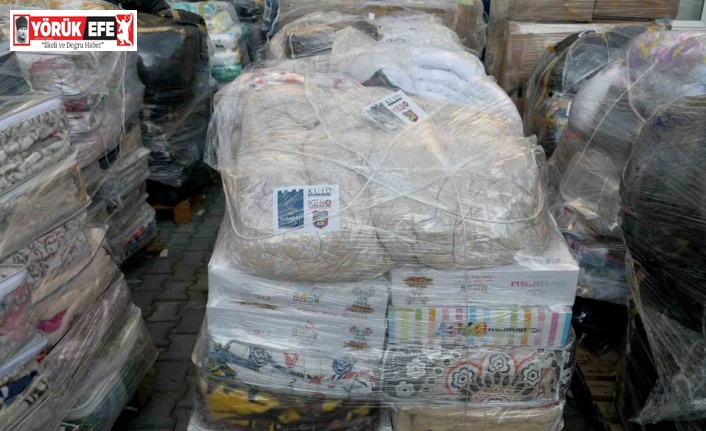 Yardım kamyonları Kuşadası’ndan afet bölgesine doğru yola çıktı