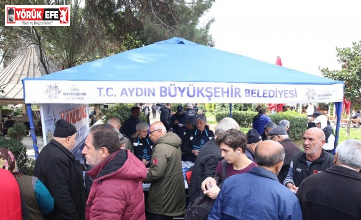 Aydın Büyükşehir Belediyesi binlerce vatandaşa helva hayrında bulundu