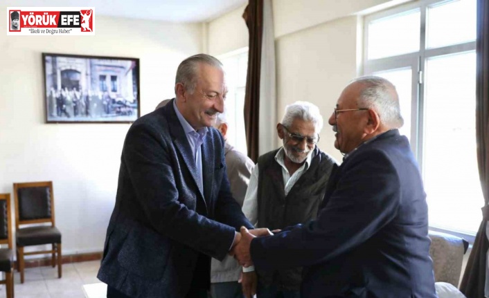 Başkan Atabay, Huzurevi’nde yaşlılar ile bir araya geldi