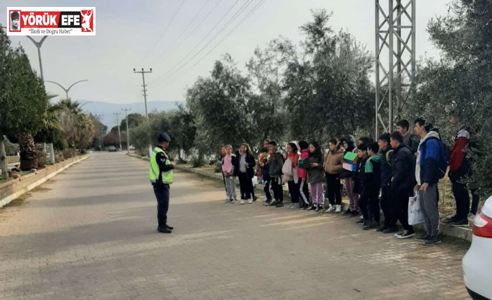 Jandarmadan 121 öğrenciye trafik eğitimi