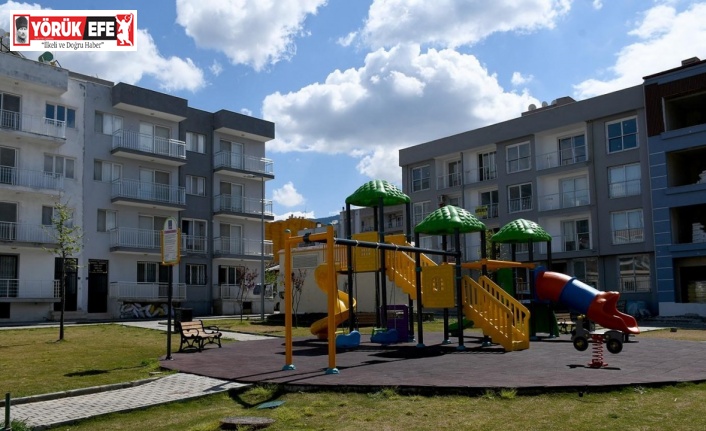 Kuşadası baharı 7 yeni parkla karşılıyor