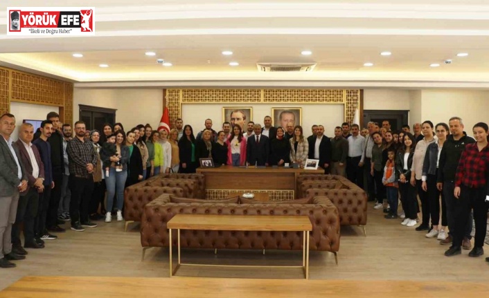 Başkan Kaplan, belediye personeli ile bayramlaştı