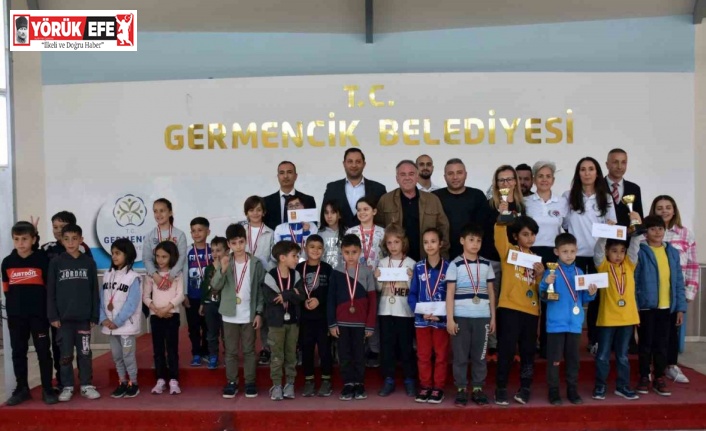 Germencik Belediyesi 6. satranç turnuvasına ev sahipliği yaptı