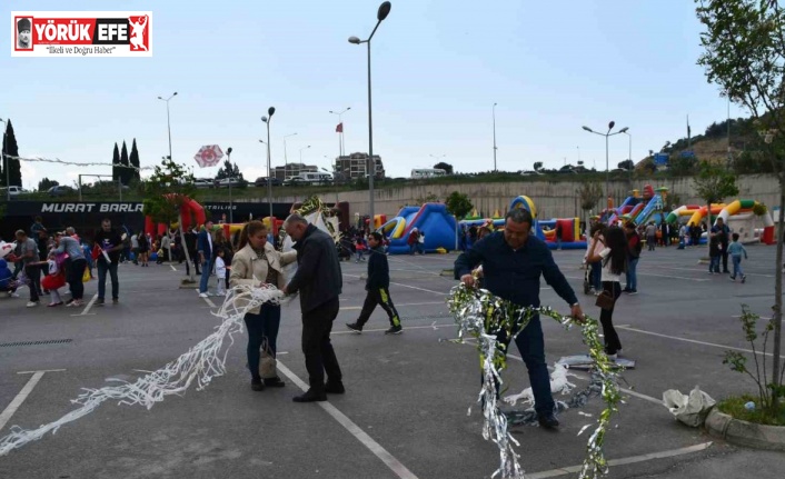 Söke Belediyesi Uçurtma Şenliği 23 Nisan’a renk kattı