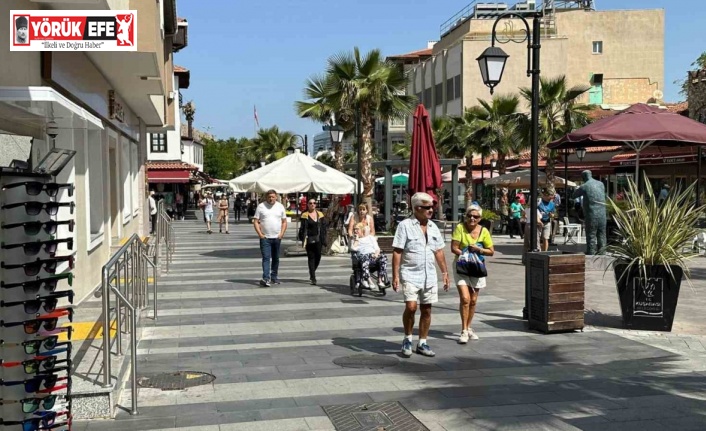 Kuşadası’nda esnaf seçimde oyunu kullandı, işinin başına döndü