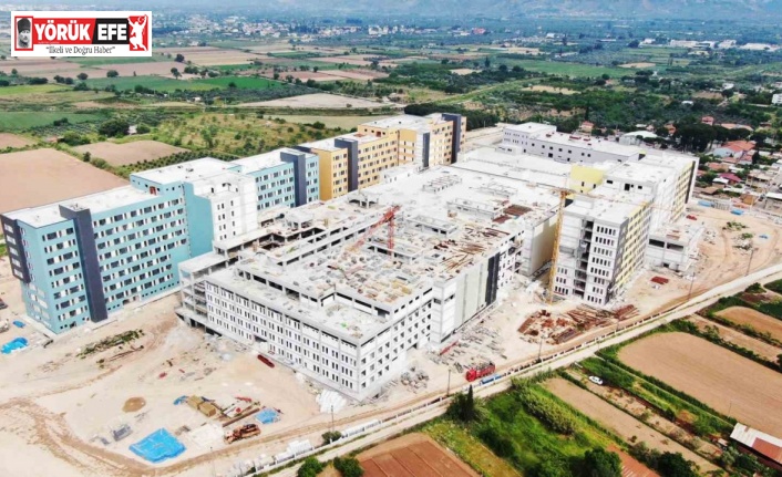 Vali Aksoy yapımı devam eden Aydın Şehir Hastanesi’nde incelemelerde bulundu