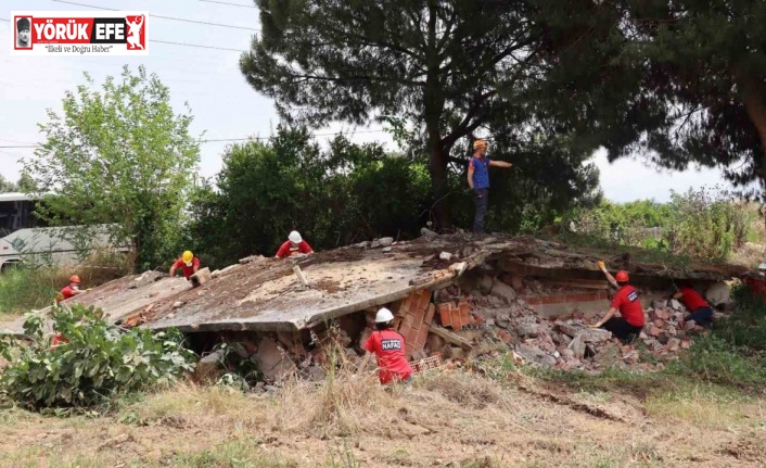 NAFAD’ın tatbikatı nefes kesti