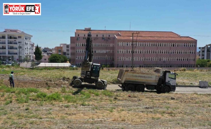 Aydın Büyükşehir Belediyesi Söke’de yol yapım çalışmalarına devam ediyor