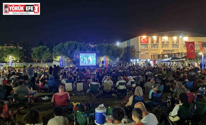 Aydın Büyükşehir Belediyesi’nin sinema geceleri beğeni topluyor