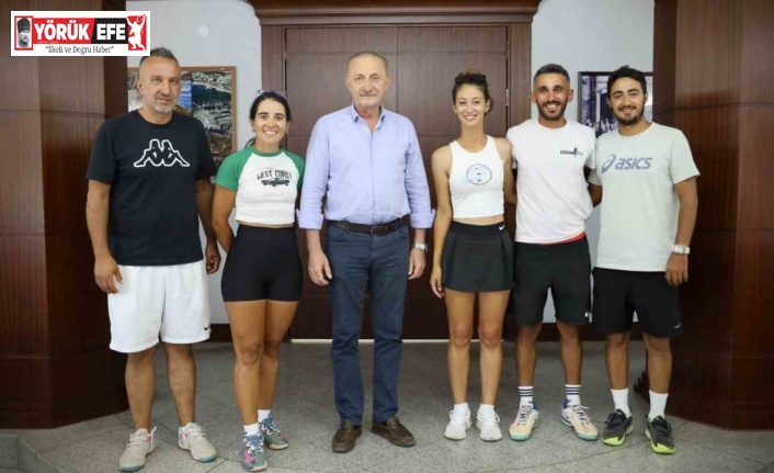 Başkan Atabay başarılı sporcular ile buluştu