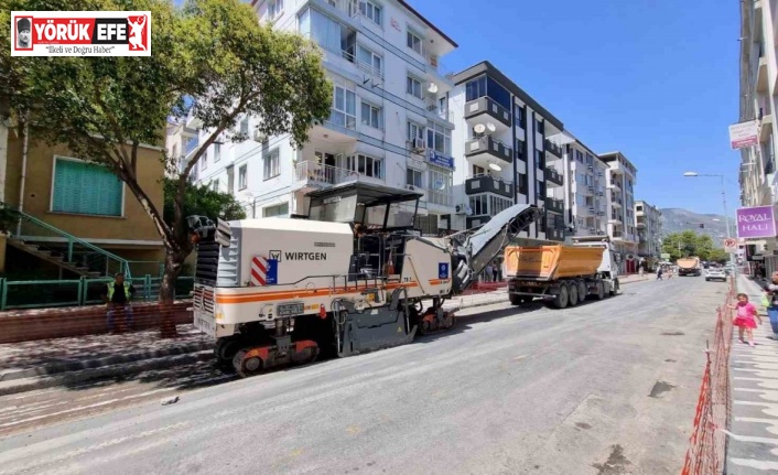 Söke’nin yolları yenileniyor