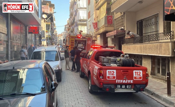 Alevlerden yalınayak kaçarak kurtuldu