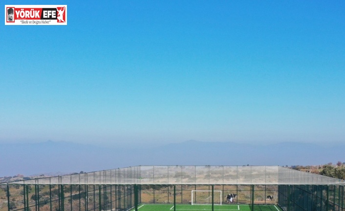 Yenipazar Paşaköy halı sahası ışık saçıyor