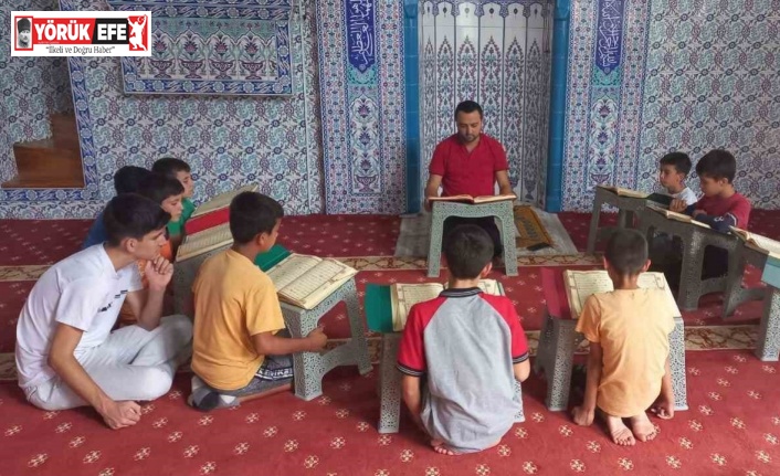 Germencik’teki camilerde Kur’an Öğretimi Programı devam ediyor