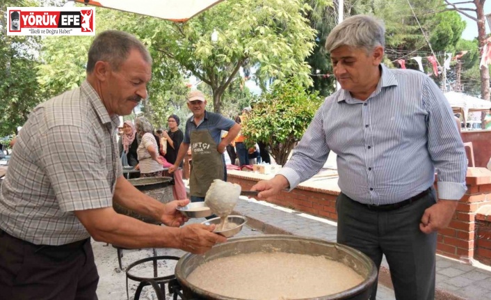 Horsunlu’da 15 kazan keşkek dağıtıldı