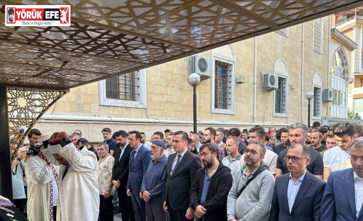 Asansör faciasında hayatını kaybeden Zeren, İstanbul’da göz yaşları arasında toprağa verildi