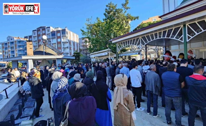 Sosyal Medya Fenomeni Parlak, gözyaşları içinde son yolculuğuna uğurlandı