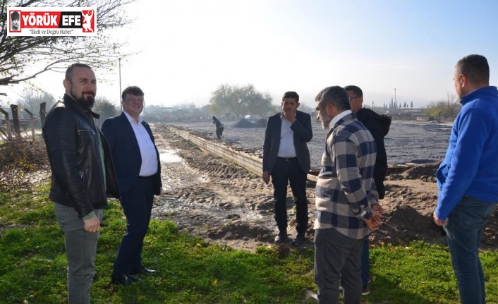 Bağarası’nda sentetik saha yenileniyor