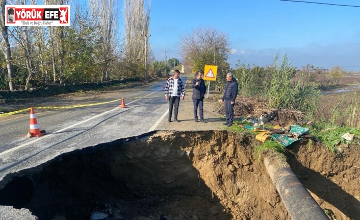 Koçarlı’da yağış sonrası karayolunda çökme meydana geldi