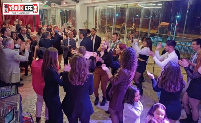 Aydınlı gazeteciler düzenlenen gecede stres attı