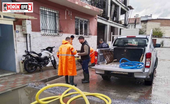 Efeler Belediyesi, yağıştan mağdur olan vatandaşlar için seferber oldu
