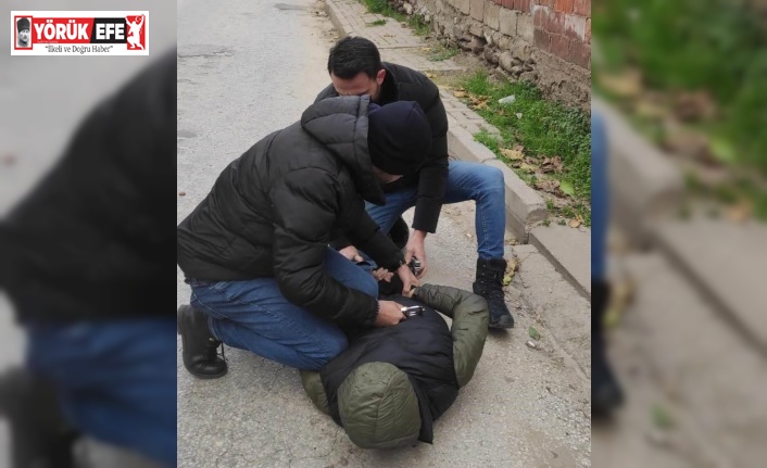 Motosiklet hırsızları yakalandı