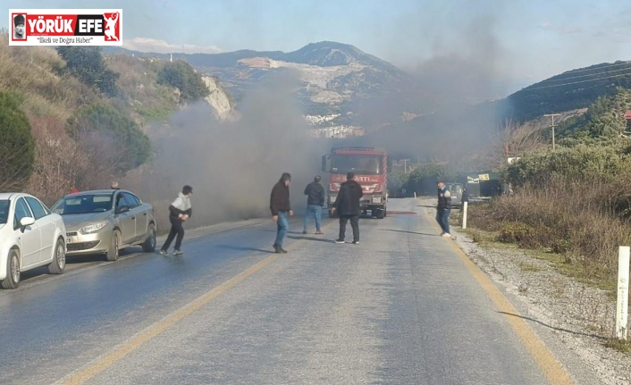 Söke’de seyir halindeki otomobil yandı