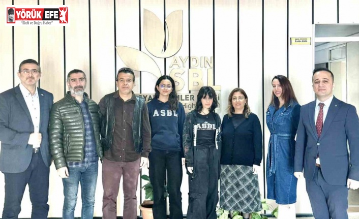 Sosyal Bilimler Lisesi’ne ’En iyi cümle’ ödülü