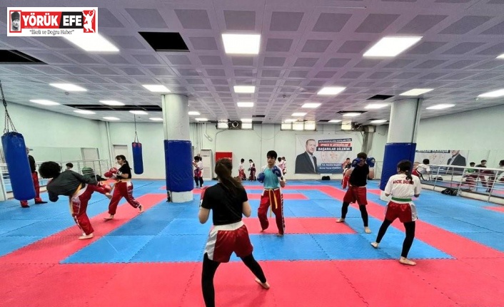 Aydın’da kick boks eğitimleri devam ediyor