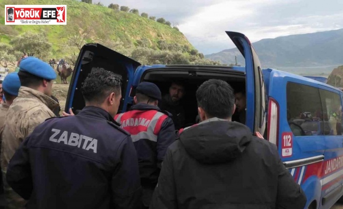 Develer güreşti, izleyenler kavgaya tutuştu