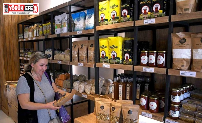 Halk Adamarket Mağazası yeni yerinde hizmete başladı