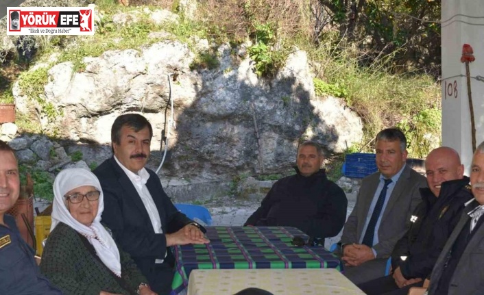 Kaymakam Yakuta, ev ziyaretlerine devam ediyor