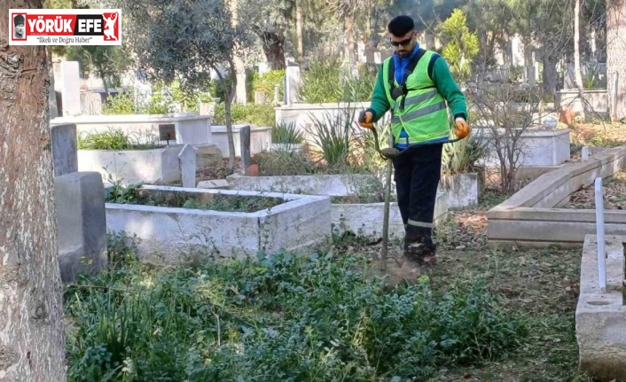 Nazilli’de mezarlıklar bakıma alındı