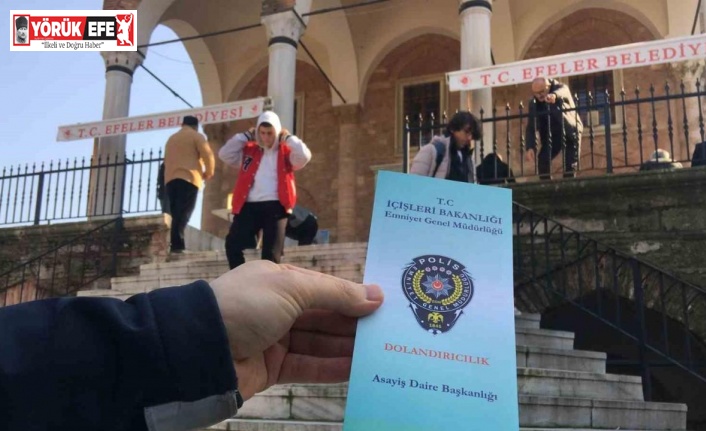 Polis, Cuma Namazı çıkışı vatandaşı bilgilendirdi