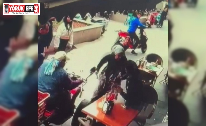 Kendisine para vermeyen genç kıza ekmek bıçağıyla saldırdı