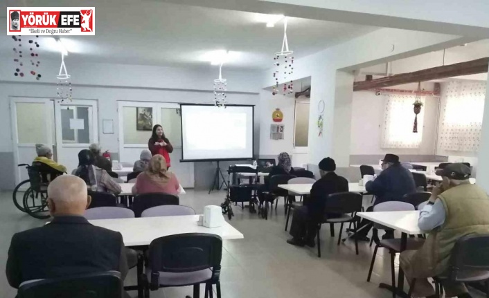 Nazilli’de huzurevi sakinlerine iletişim becerileri eğitimi verildi