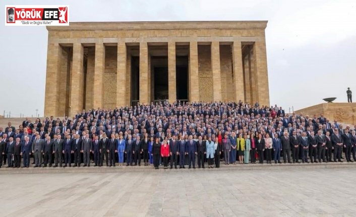 Başkan Zencirci Anıtkabir’i ziyaret etti