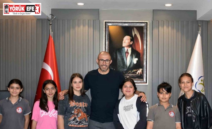 Başkan Zencirci öğrencileri ağırladı