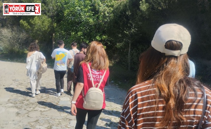 Gençler, doğayla iç içe bir gün geçirdi