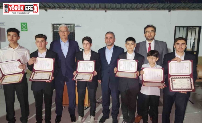 Hafızlık eğitimi tamamlayıp belgelerini aldılar