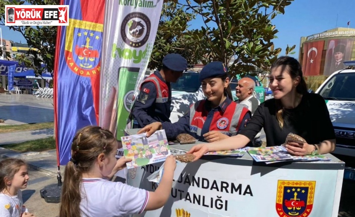 Jandarma sokak hayvanlarını unutmadı