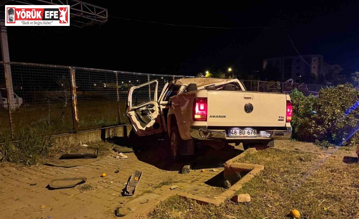 Kontrolden çıkan kamyonet takla attı: 1 ölü 3 yaralı