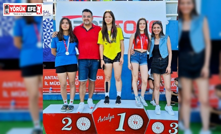 Aydınlı genç sporcular Antalya’ya damga vurdu