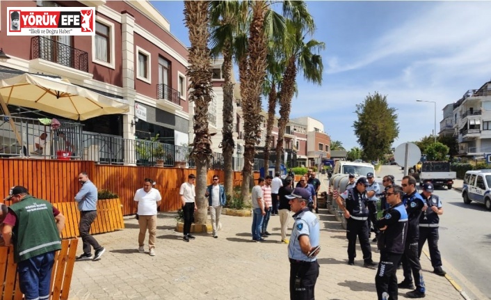 Kuşadası Belediyesi kamusal alan işgallerine müsaade etmiyor