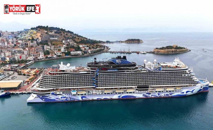 Kuşadası’na ilk seferini düzenledi, 3 bin 257 turist getirdi