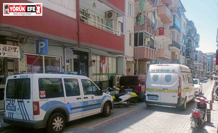 Yaşlı kadın evinde ölü olarak bulundu