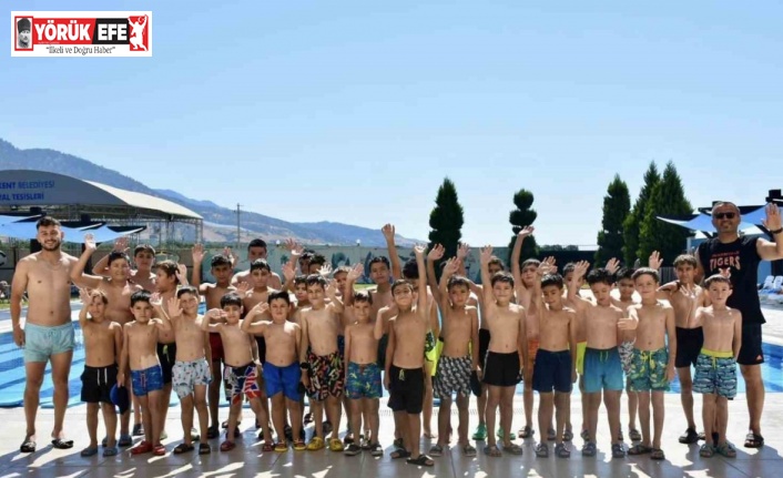 Buharkent’te yüzme bilmeyen kalmıyor