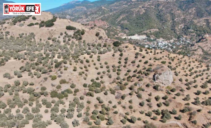 3 bin yıllık tarihi kentteki tiyatro ve stadyum gün yüzüne çıkmayı bekliyor
