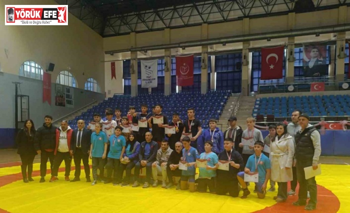 Aydın’da Yıldız Erkek Grekoromen Güreş il birinciliği müsabakaları sona erdi